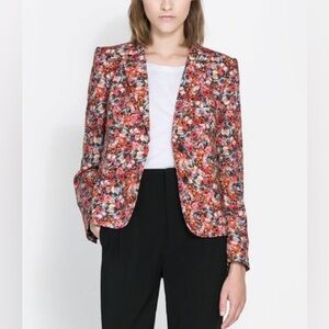 Zara women’s floral blazer size Small. Spring lightweight jacket blazer